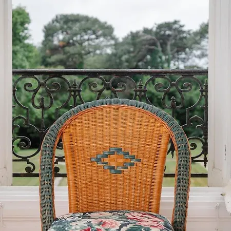 Chateau Du Clair De Lune - Boutique Luxury Biarritz