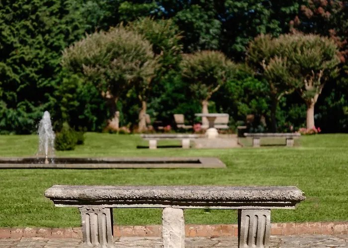 Готель Chateau Du Clair De Lune - Boutique Luxury 4*