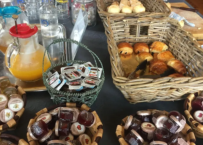 Chateau Du Clair De Lune - Boutique Luxury 4*