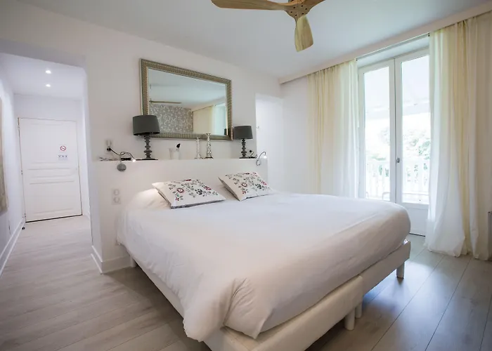 Готель Chateau Du Clair De Lune - Boutique Luxury