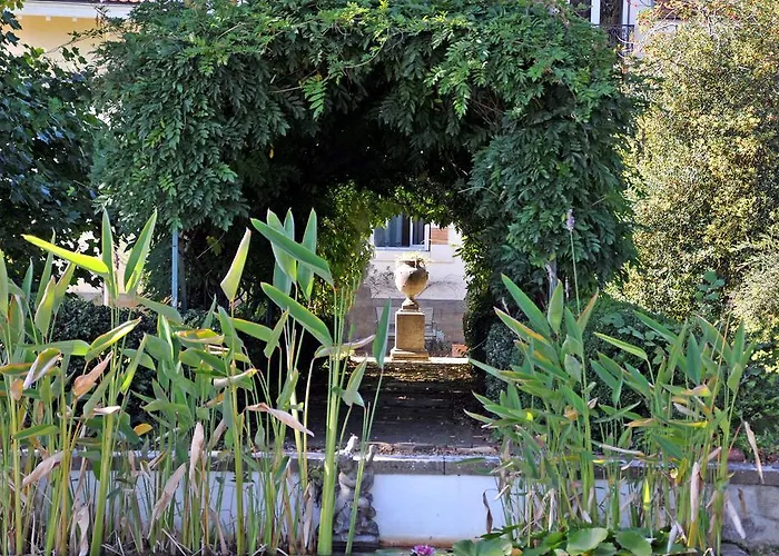 Chateau Du Clair De Lune - Boutique Luxury Szálloda