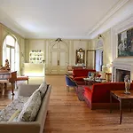 Chateau Du Clair De Lune - Boutique Luxury Hotel