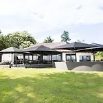 Chateau Du Clair De Lune - Boutique Luxury 比亚里茨