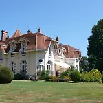 Hotel Chateau Du Clair De Lune - Boutique Luxury Biarritz