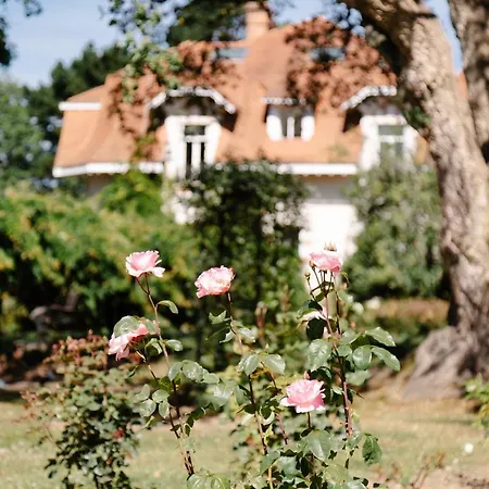 ホテル Chateau Du Clair De Lune - Boutique Luxury 4*