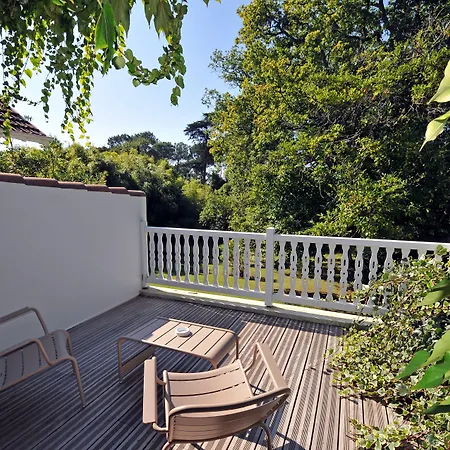 فندق Chateau Du Clair De Lune - Boutique Luxury بياريتز