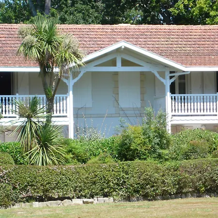 Hotel Chateau Du Clair De Lune - Boutique Luxury