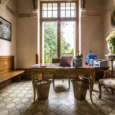 فندق Chateau Du Clair De Lune - Boutique Luxury بياريتز
