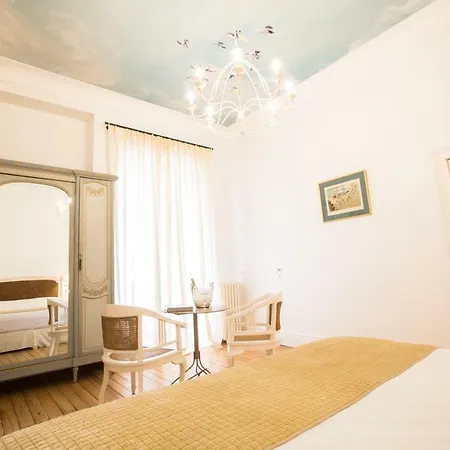 Chateau Du Clair De Lune - Boutique Luxury فندق