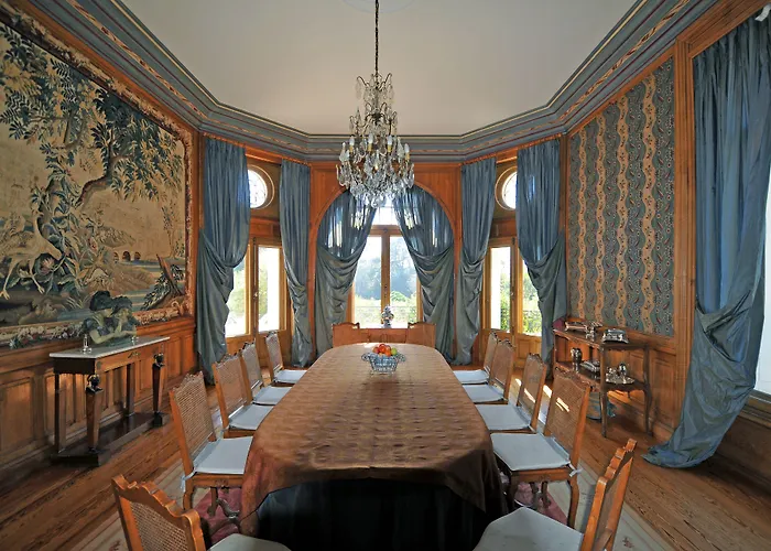 Chateau Du Clair De Lune - Boutique Luxury