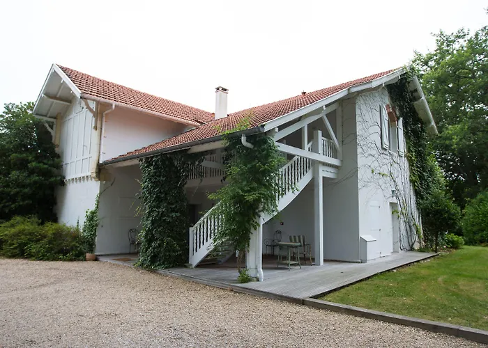 Chateau Du Clair De Lune - Boutique Luxury