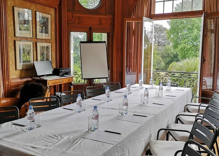 Chateau Du Clair De Lune - Boutique Luxury 4* ビアリッツ